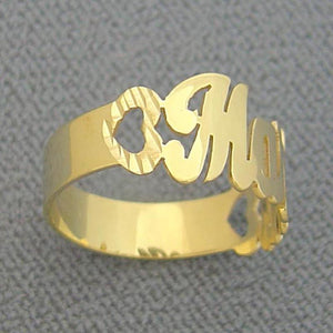 Side profile of solid gold custom cursive name ring showing band thickness